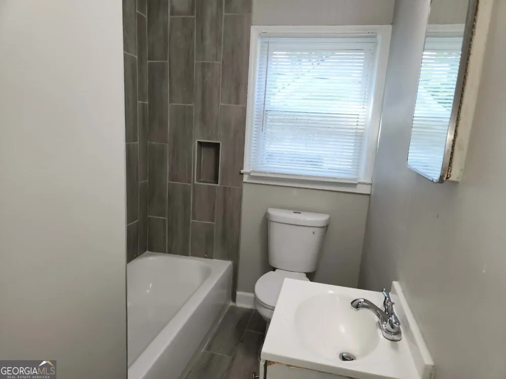 1444 Boulevard Lorraine SW Atlanta, GA 30311