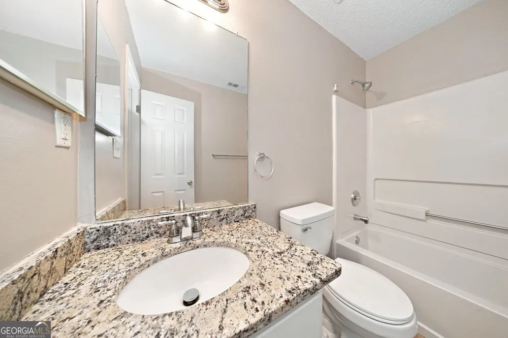 125 River View CT Hampton, GA 30228