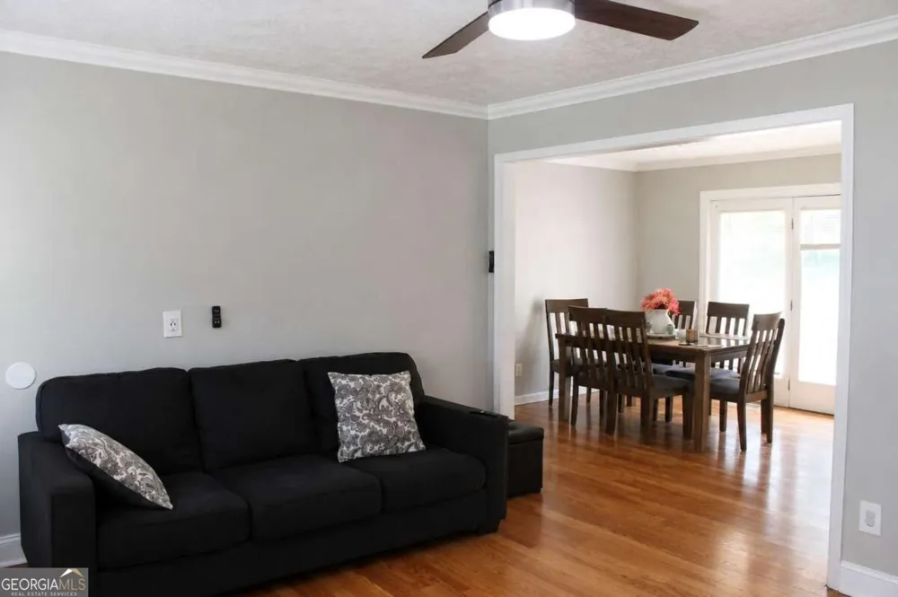 4132 Long DR Braselton, GA 30517