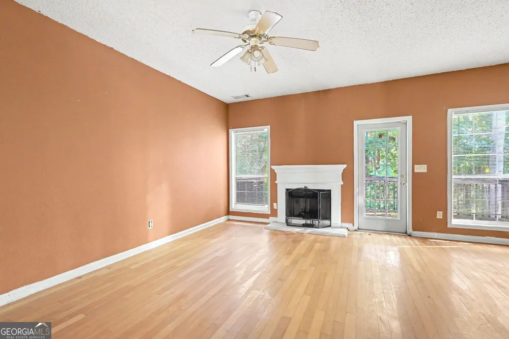 136 Madeline CT McDonough, GA 30253