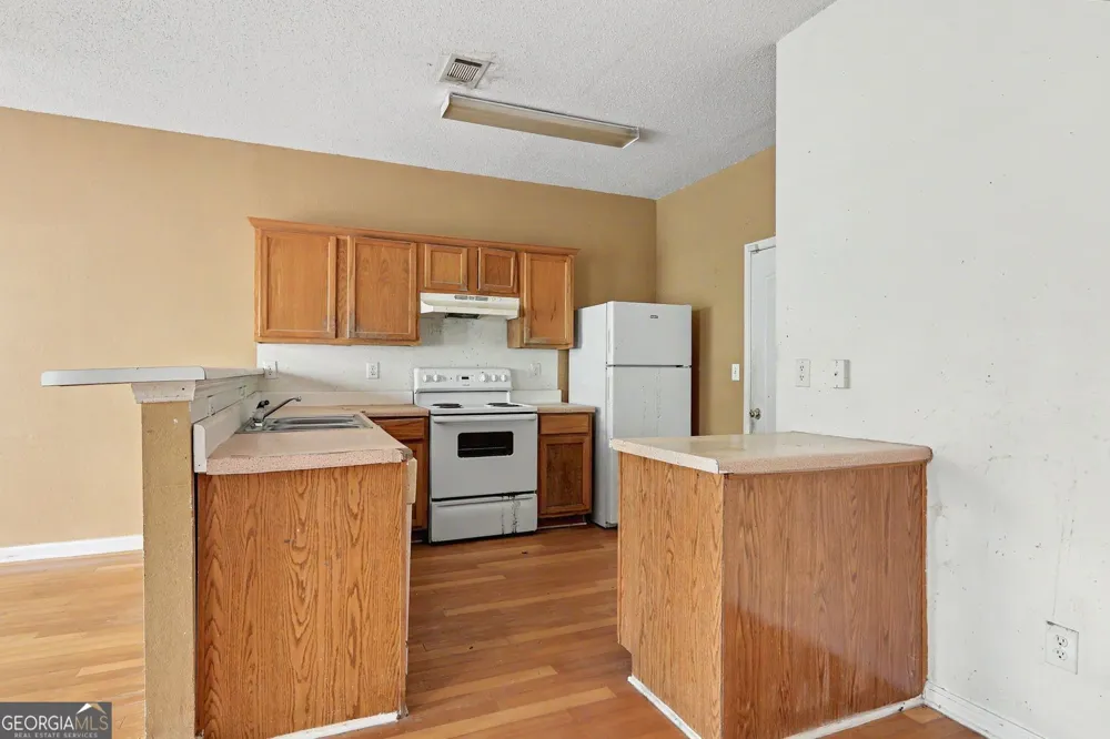 136 Madeline CT McDonough, GA 30253