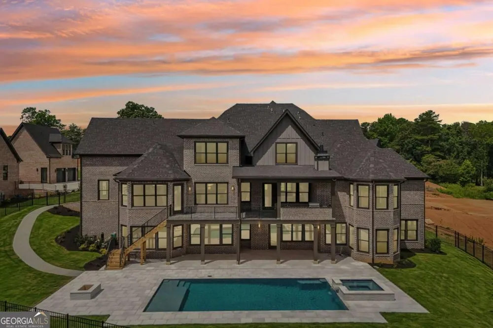 6222 Bridgewood DR Buford, GA 30518