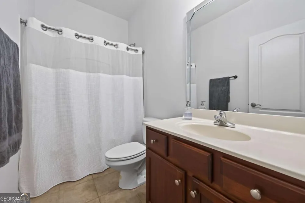 3880 Fairhill PT Alpharetta, GA 30004