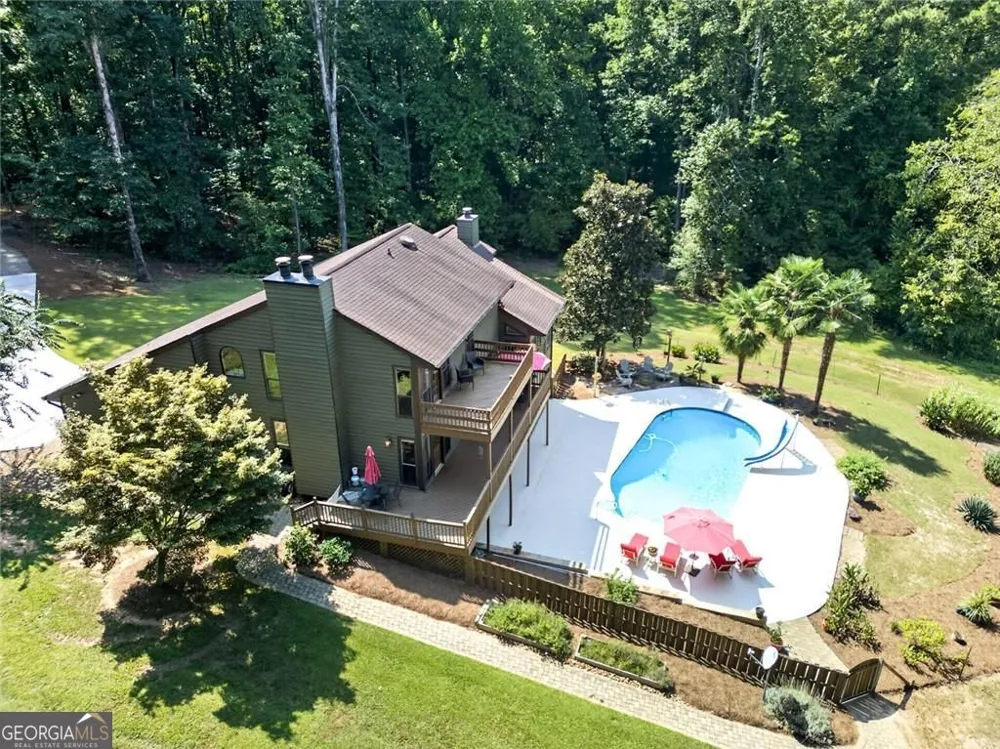 534 Adams RD Fayetteville, GA 30214