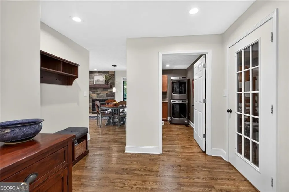 534 Adams RD Fayetteville, GA 30214