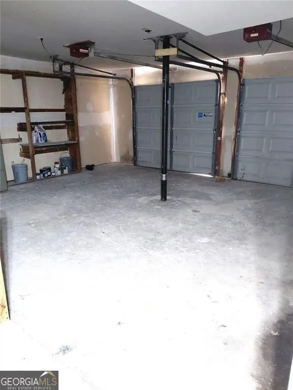 817 Forest PATH Stone Mountain, GA 30088
