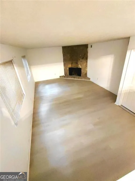 817 Forest PATH Stone Mountain, GA 30088