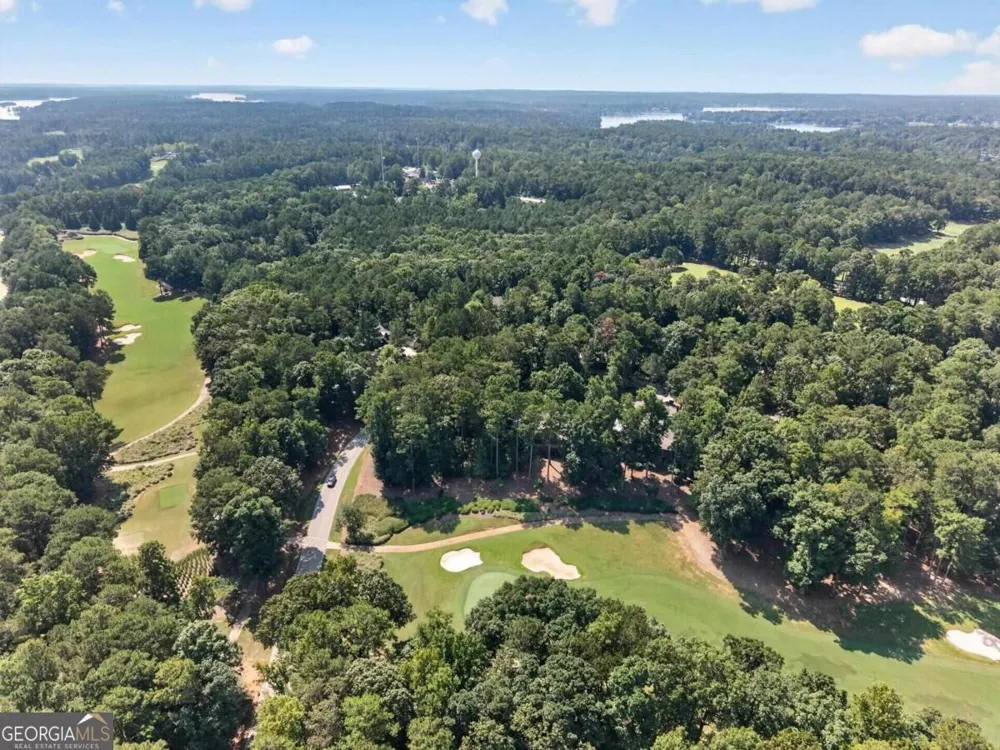 1021 Lockets TRL Greensboro, GA 30642
