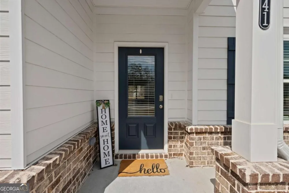 1441 Stephens View DR Loganville, GA 30052