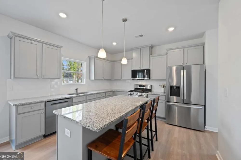 1441 Stephens View DR Loganville, GA 30052