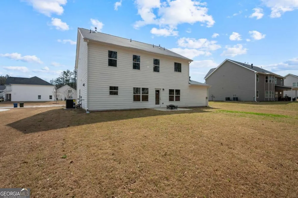 1441 Stephens View DR Loganville, GA 30052