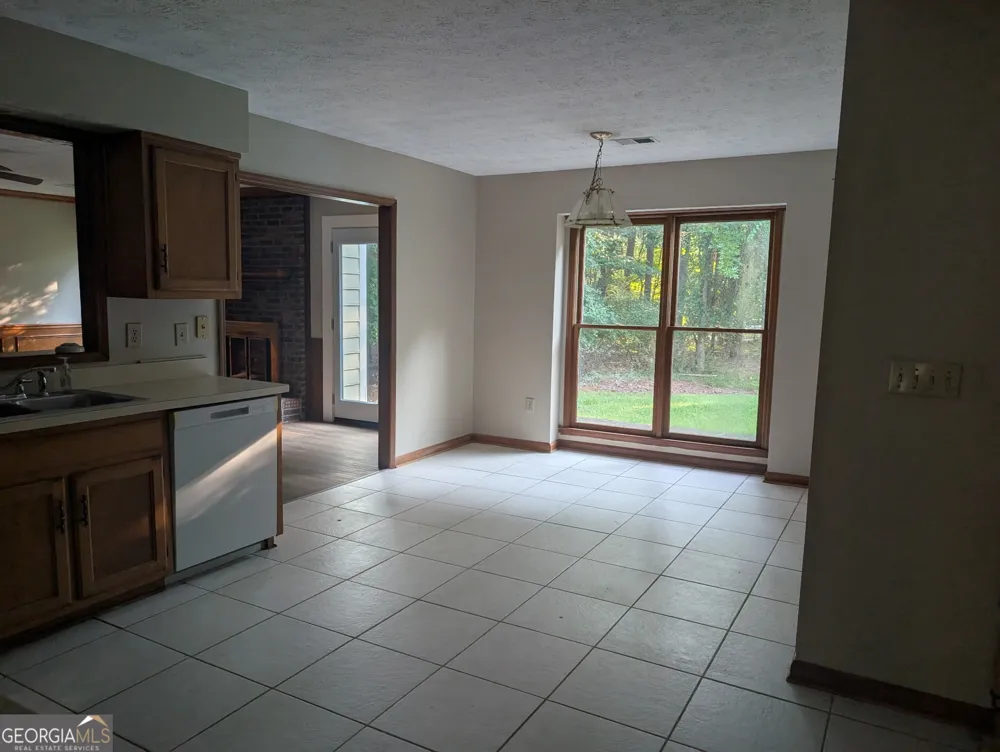 307 Korinna CT Peachtree City, GA 30269