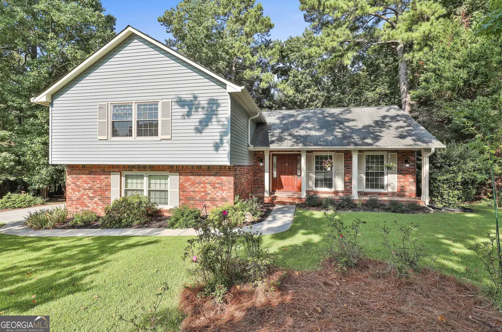 201 Lanyard LOOP Peachtree City, GA 30269