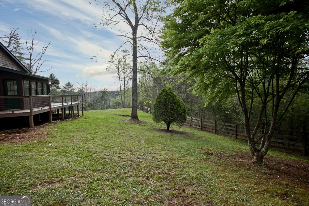 221 Muscadine RD Dahlonega, GA 30533