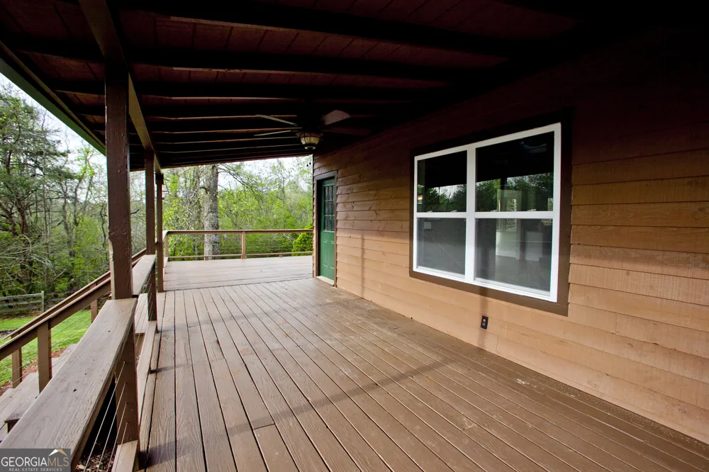 221 Muscadine RD Dahlonega, GA 30533