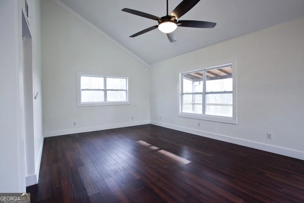 221 Muscadine RD Dahlonega, GA 30533