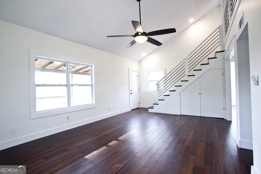 221 Muscadine RD Dahlonega, GA 30533