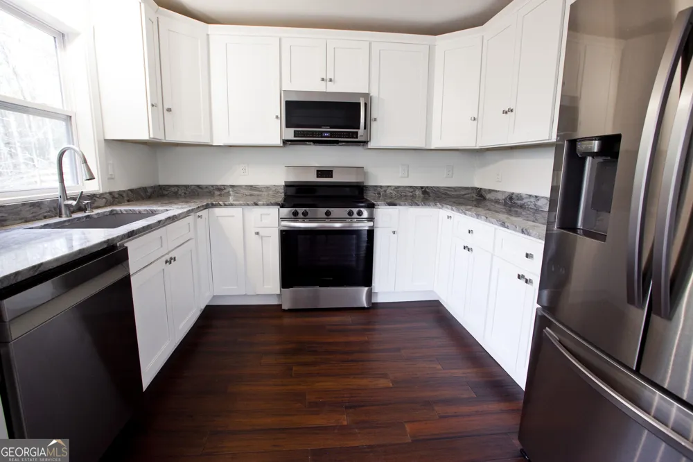 221 Muscadine RD Dahlonega, GA 30533