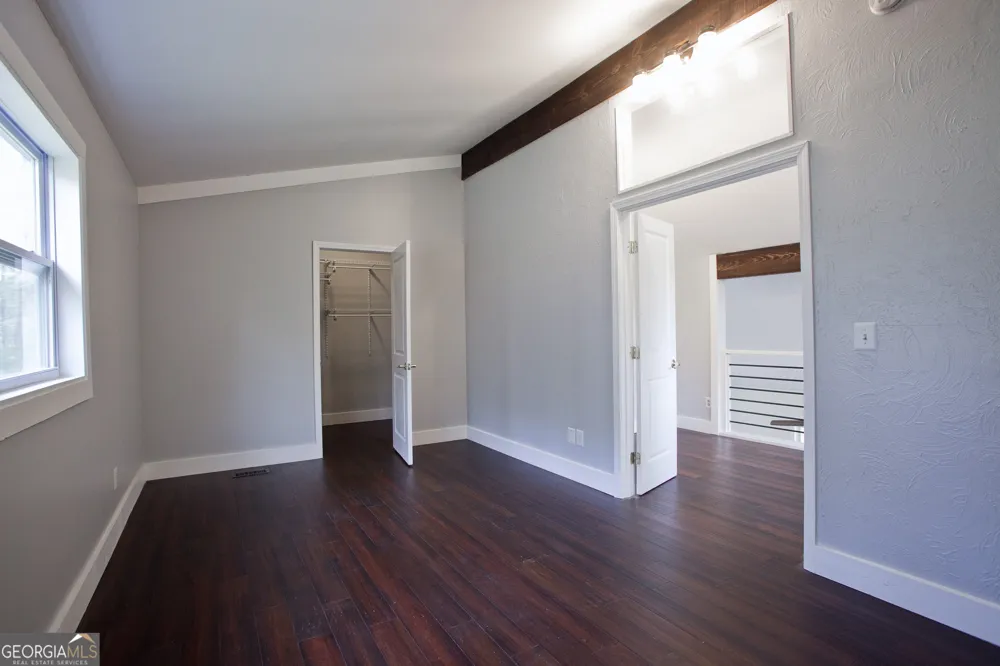 221 Muscadine RD Dahlonega, GA 30533