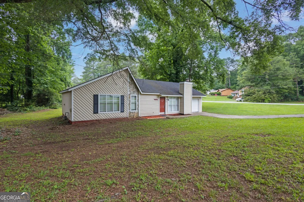 8997 Huntwood LN Riverdale, GA 30274