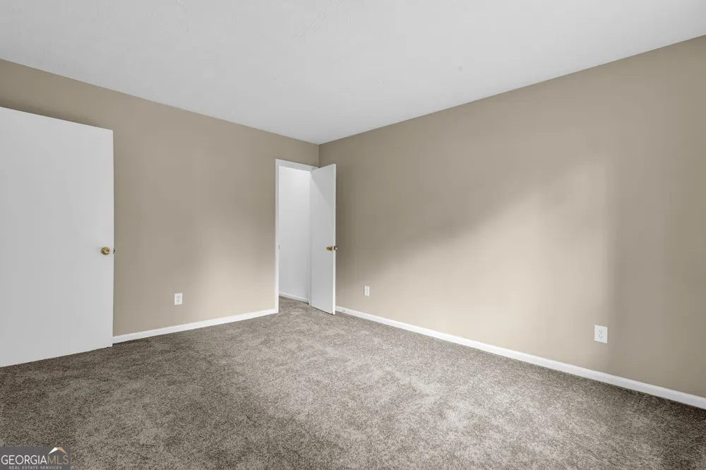 8997 Huntwood LN Riverdale, GA 30274