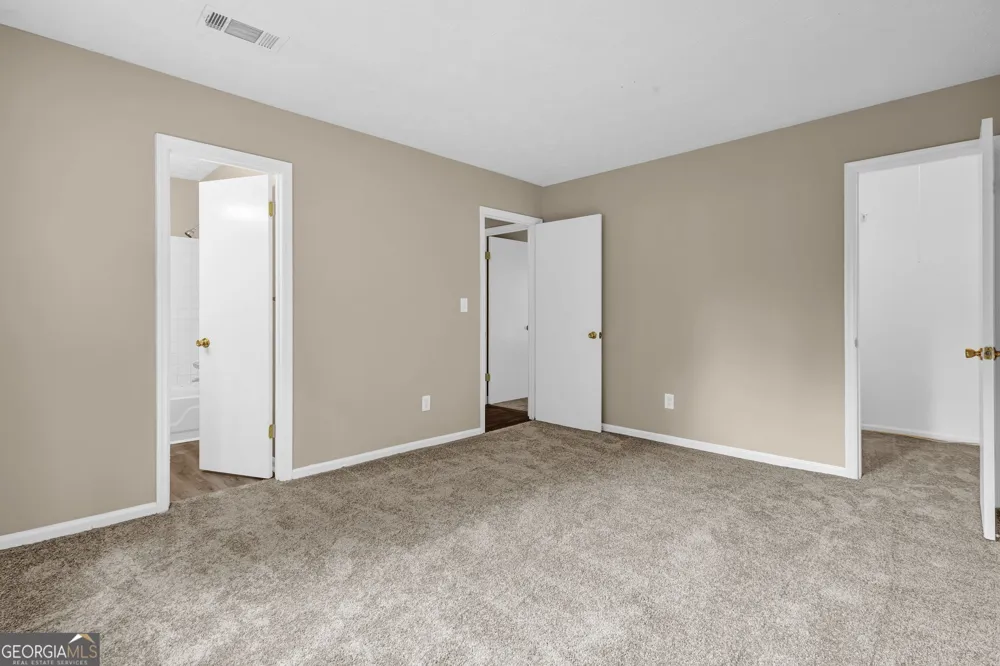 8997 Huntwood LN Riverdale, GA 30274