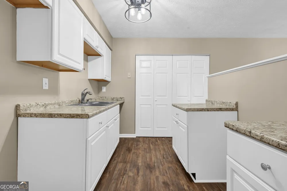 8997 Huntwood LN Riverdale, GA 30274