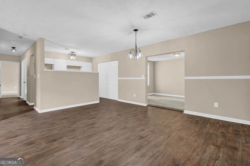 8997 Huntwood LN Riverdale, GA 30274