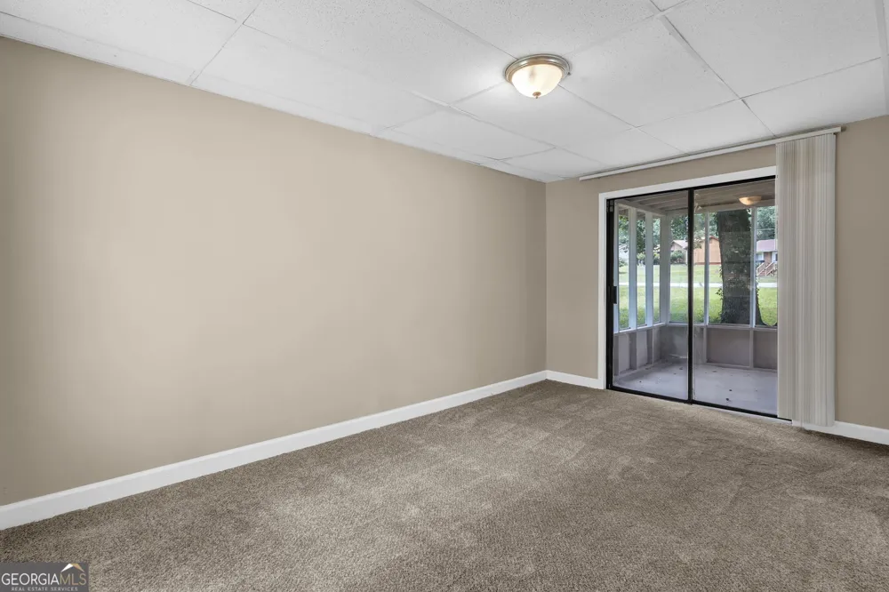 8997 Huntwood LN Riverdale, GA 30274