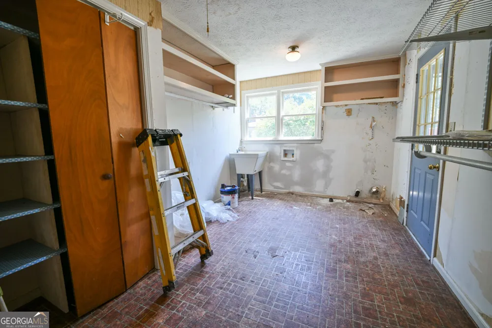 2144 Boar Tusk RD NE Conyers, GA 30012
