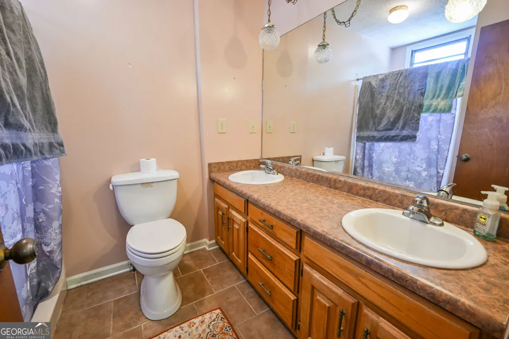 2144 Boar Tusk RD NE Conyers, GA 30012