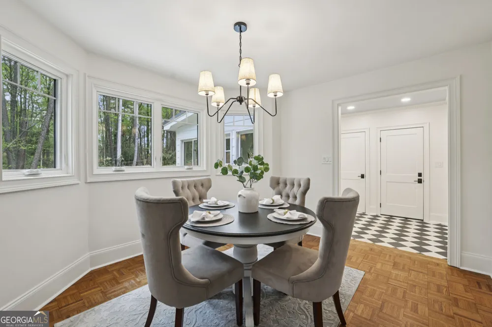 8025 River CIR Sandy Springs, GA 30350