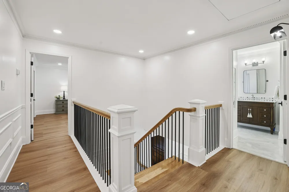 8025 River CIR Sandy Springs, GA 30350