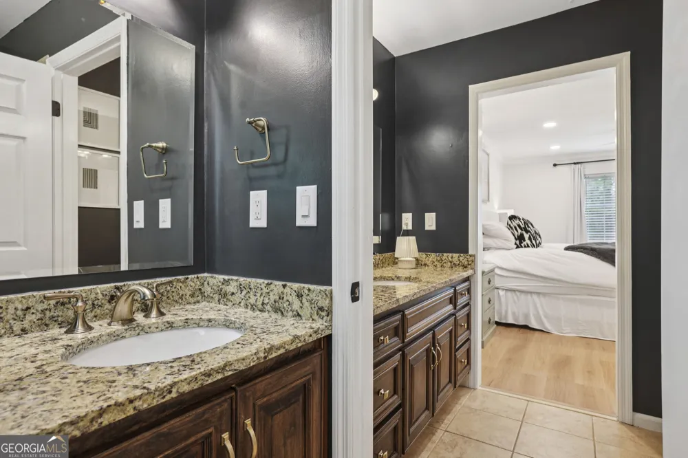 8025 River CIR Sandy Springs, GA 30350