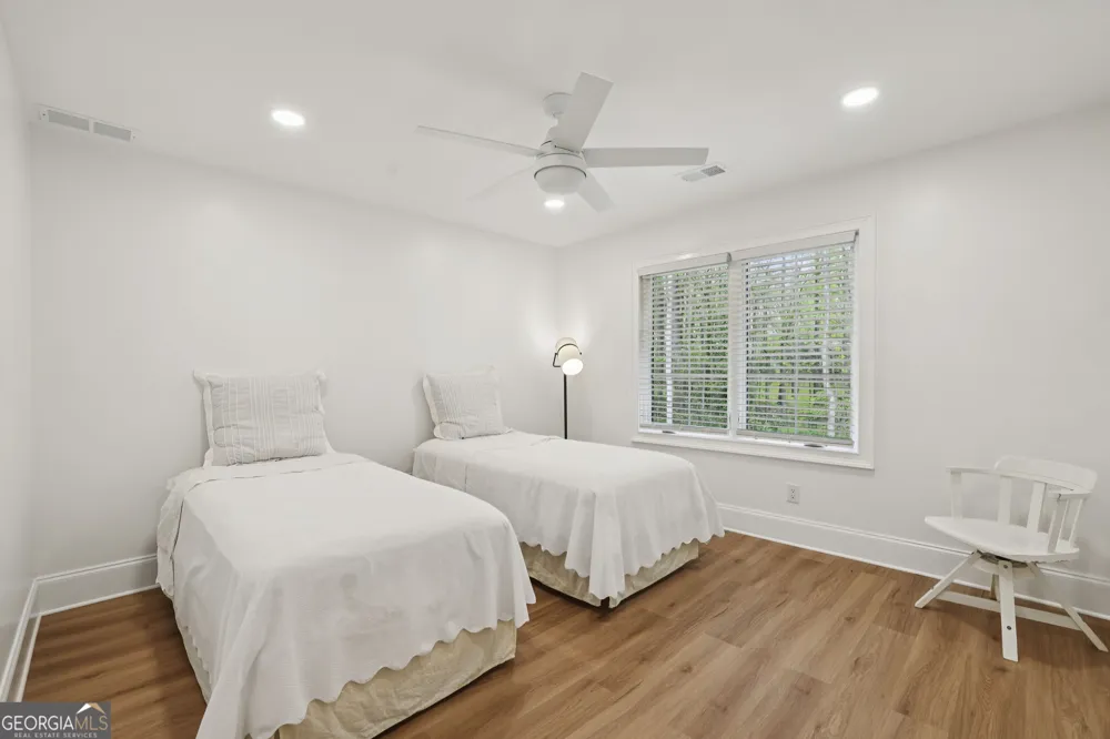 8025 River CIR Sandy Springs, GA 30350