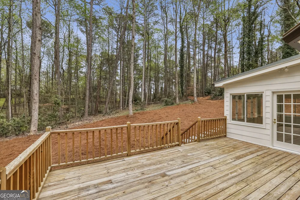 8025 River CIR Sandy Springs, GA 30350