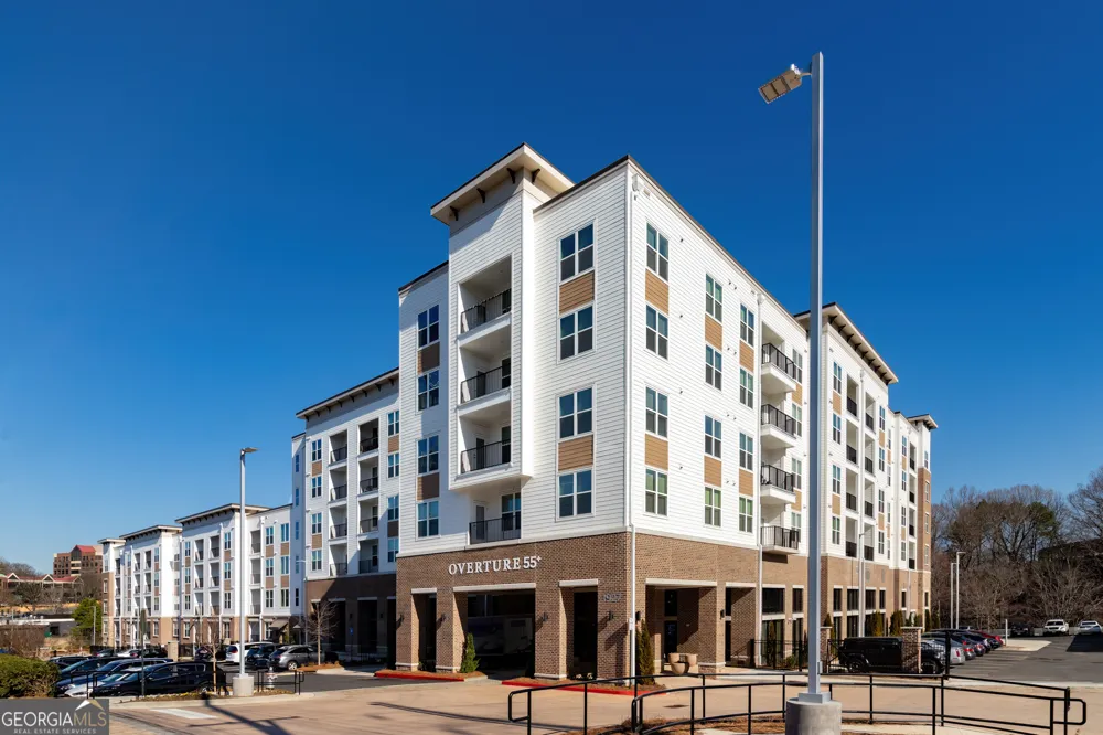 1927 Powers Ferry RD SE Atlanta, GA 30339