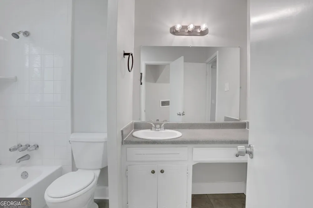 4329 Cedar Ridge TRL Stone Mountain, GA 30083