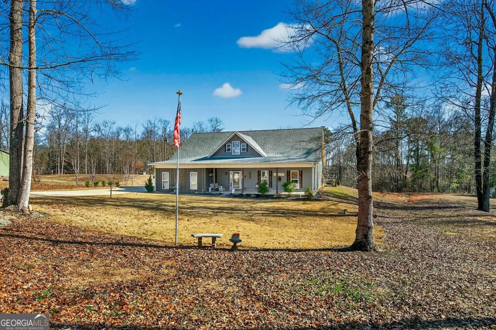 570 County Road 79 Roanoke, AL 36274