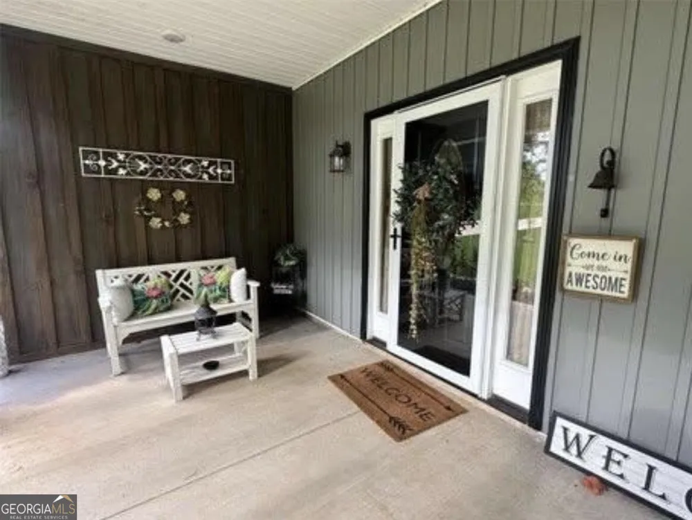570 County Road 79 Roanoke, AL 36274