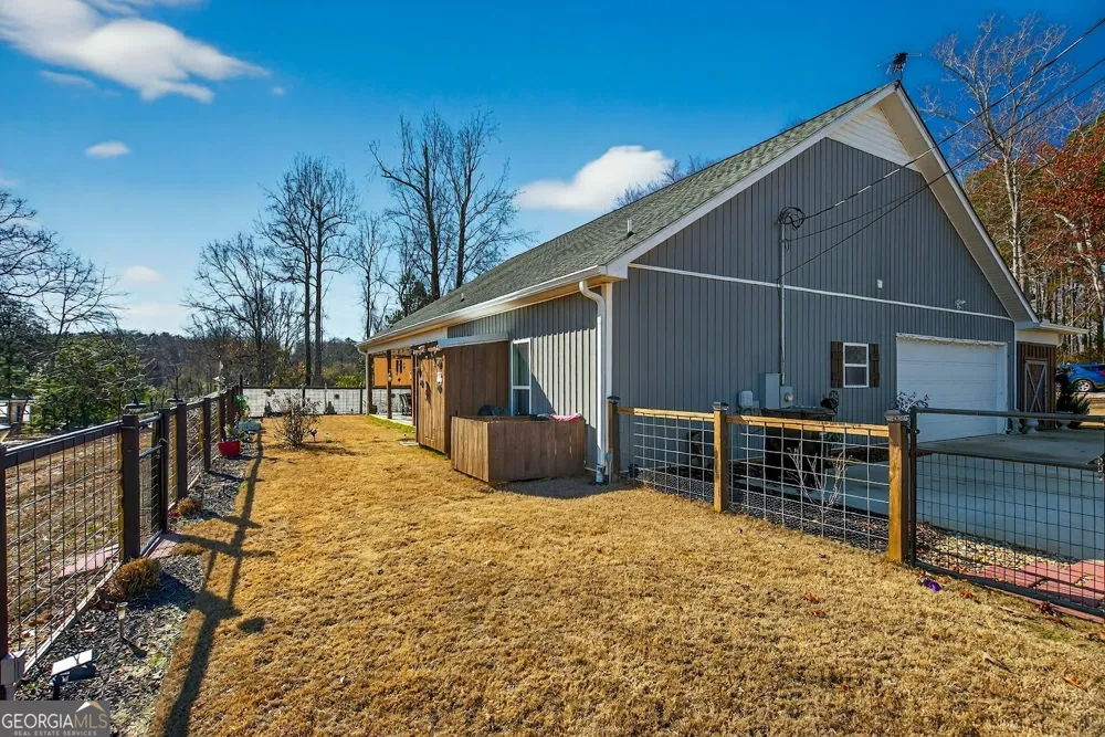 570 County Road 79 Roanoke, AL 36274