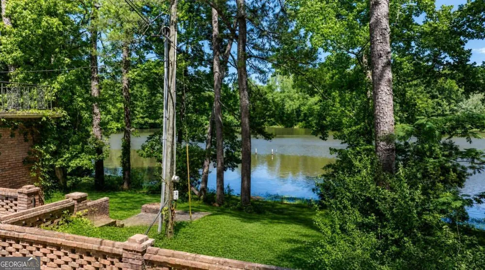 8 Canterbury DR Newnan, GA 30263