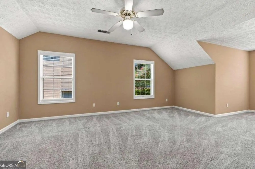 9878 Point View DR Jonesboro, GA 30238