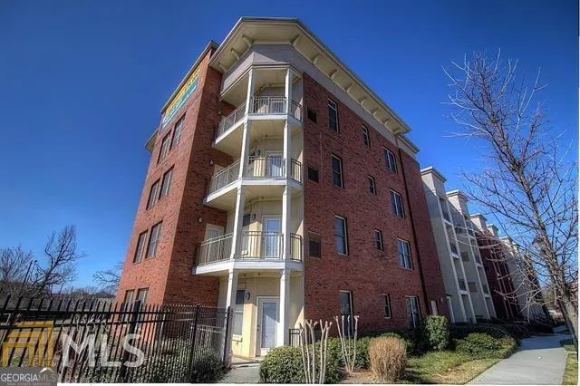 870 Mayson Turner RD NW Atlanta, GA 30314