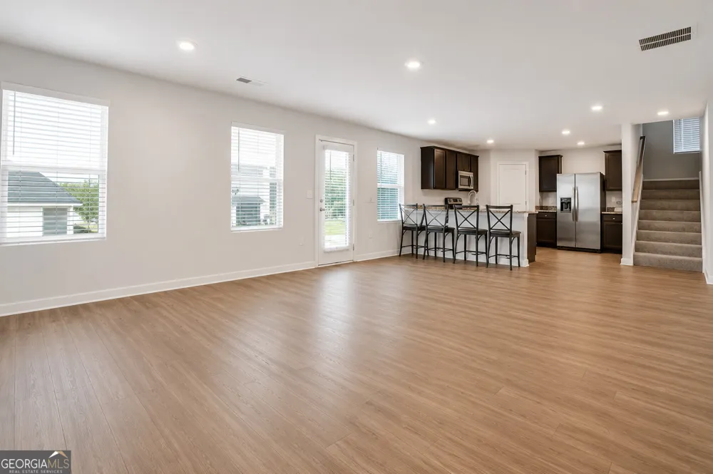1129 Bluecoat CIR Hampton, GA 30228