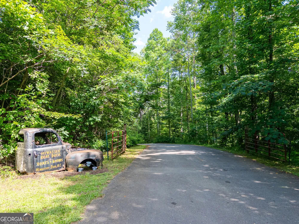 400 Harbor Cove Lane Murphy, NC 28906
