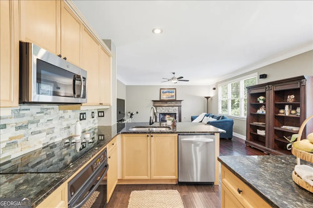 6415 E Hills CT Cumming, GA 30041