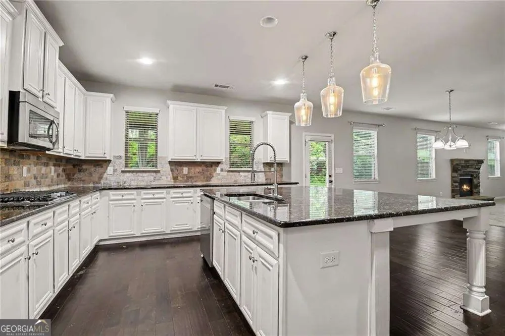 5145 Whisper Point BLVD Cumming, GA 30028