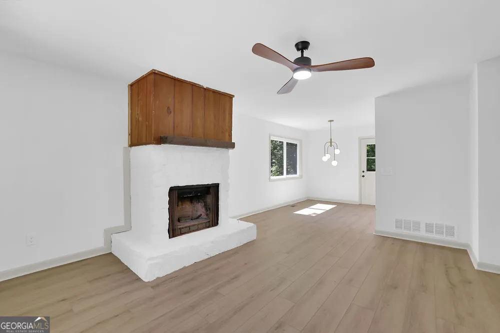 1971 Pair RD SW Marietta, GA 30008