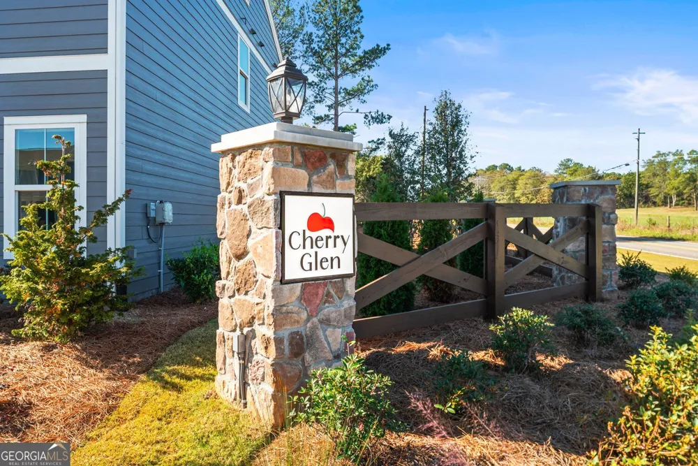 120 Cherry Glen WAY Euharlee, GA 30145